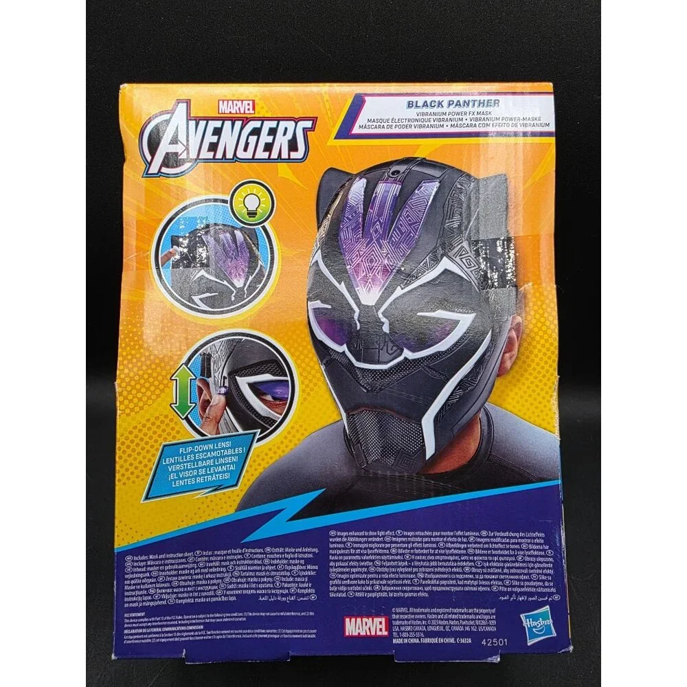 Marvel Avengers Black Panther Vibranium Power FX Mask With Lights & Flip-Down Le
